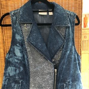 Chicos’ pretty sparkly vest